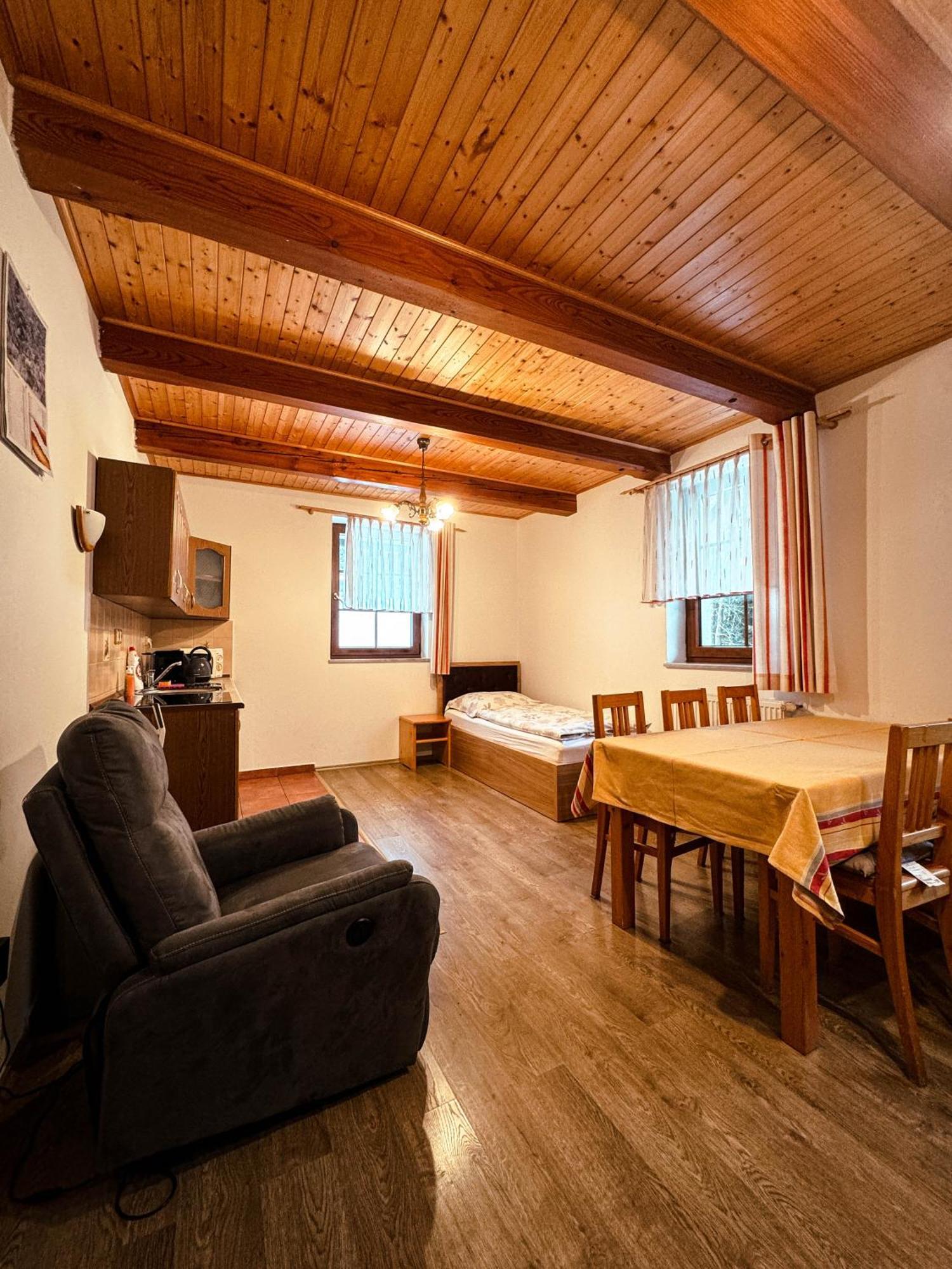 Apartmany Kolb Ramzova Ostružná Eksteriør billede